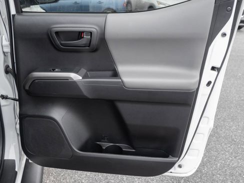 Used 2023 Toyota Tacoma SR5 image 38