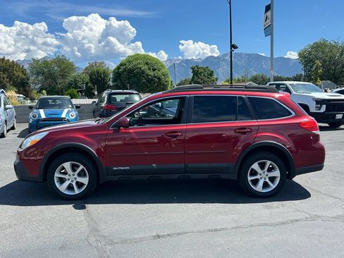 Used 2014 Subaru Outback 2.5i Premium w/ Accessory Value Package (OYZ) AWD/4WD image 8