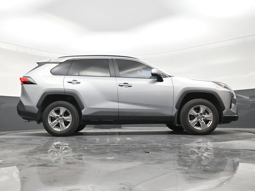 Used 2025 Toyota RAV4 XLE w/ Convenience Package FWD image 24