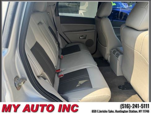 Used 2006 Jeep Grand Cherokee Limited AWD/4WD image 28