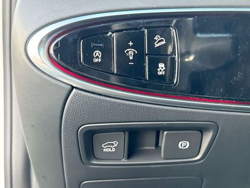 Used 2025 Genesis GV70 3.5T Sport w/ Sport Advanced Package image 23