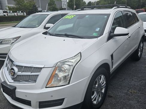 Used 2012 Cadillac SRX Luxury image 2