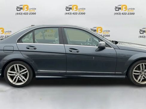 Used 2014 Mercedes-Benz C 300 4MATIC Sedan image 4