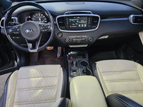 Used 2016 Kia Sorento SX w/ SXL Technology Package image 19