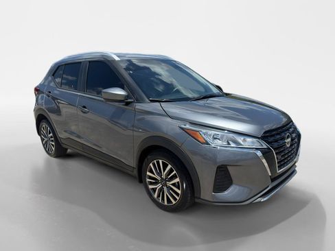 Used 2024 Nissan Kicks SV FWD image 8