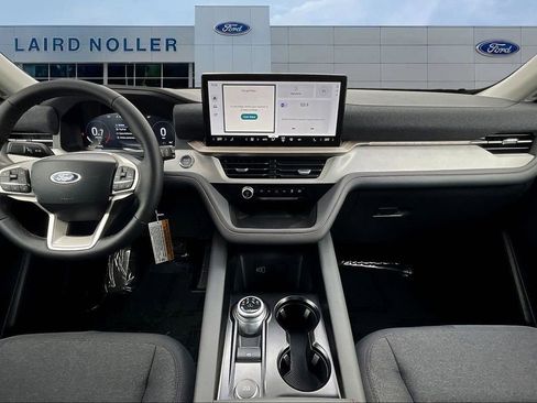 New 2026 Ford Explorer Active AWD/4WD image 6