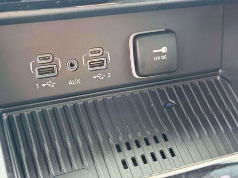 New 2026 Jeep Grand Cherokee Altitude AWD/4WD image 24