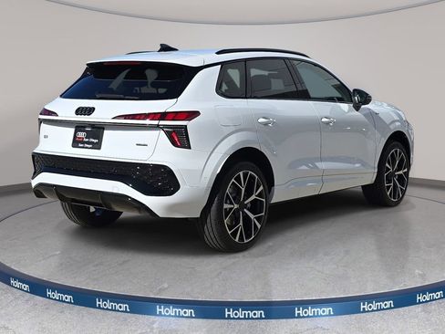 New 2026 Audi Q3 quattro 2.0T AWD/4WD image 5