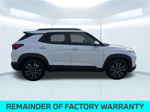 Used 2022 Chevrolet TrailBlazer ACTIV w/ Sun and Liftgate Package image 7