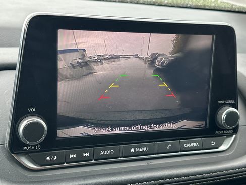 Certified 2024 Nissan Rogue S image 19