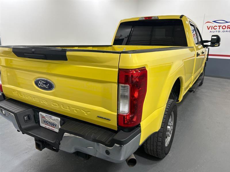 Used 2019 Ford F250 XL w/ Power Equipment Group AWD/4WD image 3