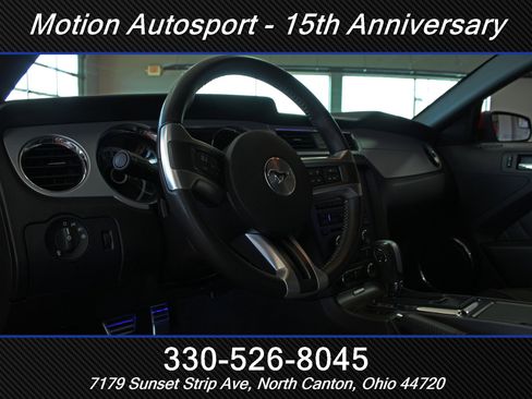 Used 2013 Ford Mustang GT Premium w/ Security Pkg RWD image 16