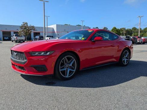 Certified 2024 Ford Mustang Coupe RWD image 7