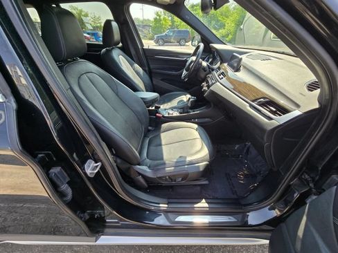Used 2018 BMW X1 xDrive28i AWD/4WD image 16