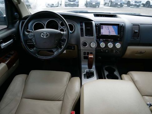 Used 2010 Toyota Tundra Limited image 13