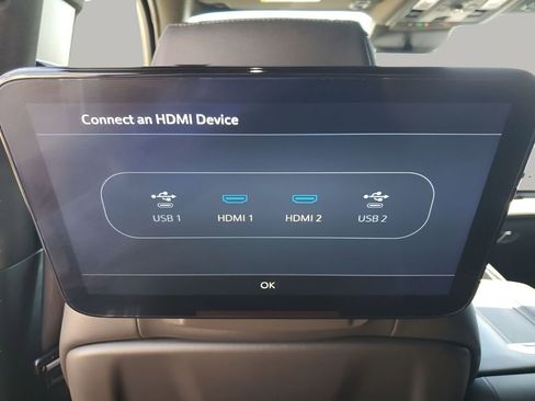 Used 2021 Cadillac Escalade Sport w/ Driver Assist Tech Package image 21