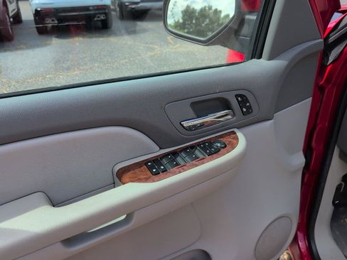 Used 2008 Chevrolet Silverado 1500 LTZ w/ Safety Package AWD/4WD image 12