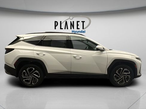 New 2026 Hyundai Tucson Limited image 8