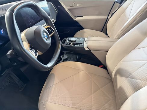 Certified 2024 BMW iX xDrive50 w/ Premium Package AWD/4WD image 10