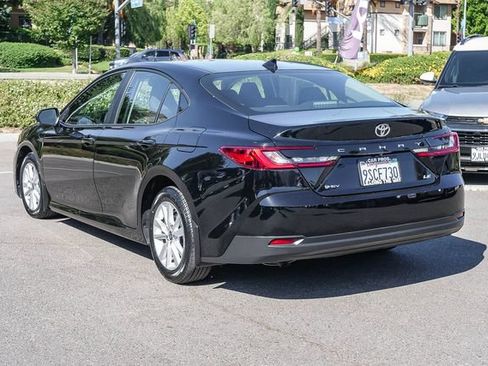 Used 2025 Toyota Camry LE w/ Convenience Package FWD image 5