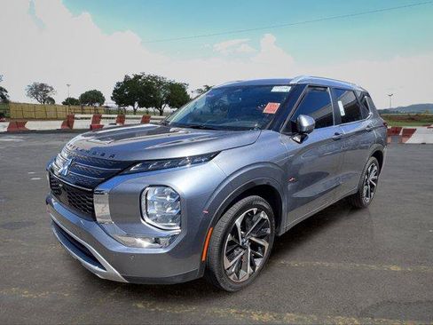 Used 2024 Mitsubishi Outlander SE FWD image 5