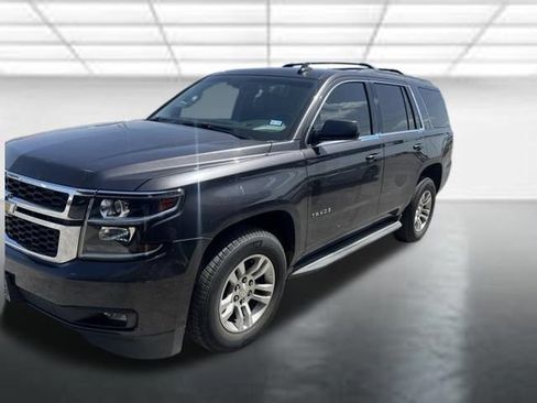 Used 2016 Chevrolet Tahoe LT w/ Luxury Package RWD image 1