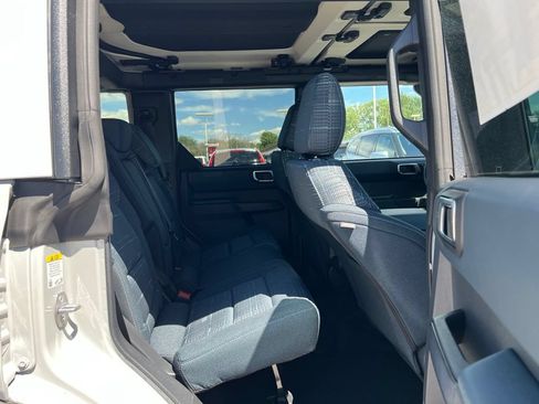 New 2026 Ford Bronco Heritage Edition AWD/4WD image 11