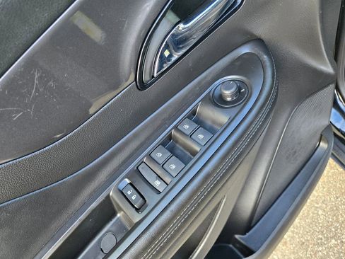 Used 2019 Buick Encore Sport Touring image 22