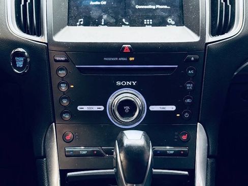 Used 2017 Ford Edge Titanium image 13