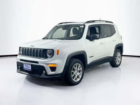 Used 2022 Jeep Renegade Latitude w/ Convenience Group image 1