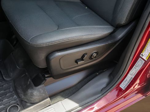 Used 2021 RAM 1500 Lone Star AWD/4WD image 8