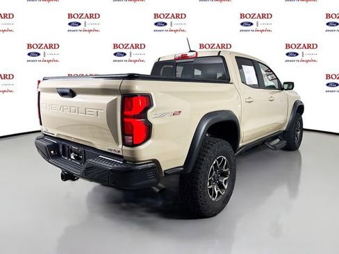 Used 2024 Chevrolet Colorado ZR2 w/ Safety Package image 8