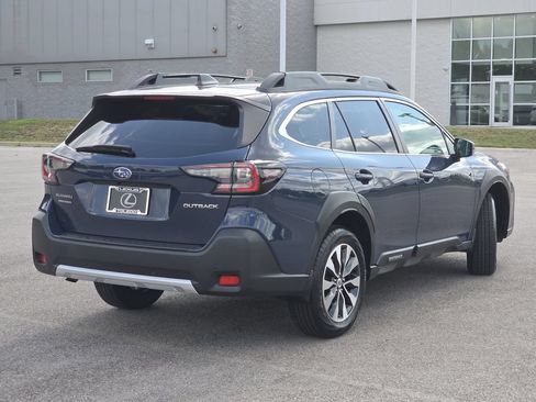 Used 2024 Subaru Outback Limited AWD/4WD image 10