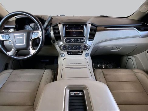 Used 2019 GMC Yukon XL Denali w/ Denali Ultimate Package RWD image 15