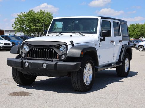 Used 2018 Jeep Wrangler Unlimited Sport S AWD/4WD image 6