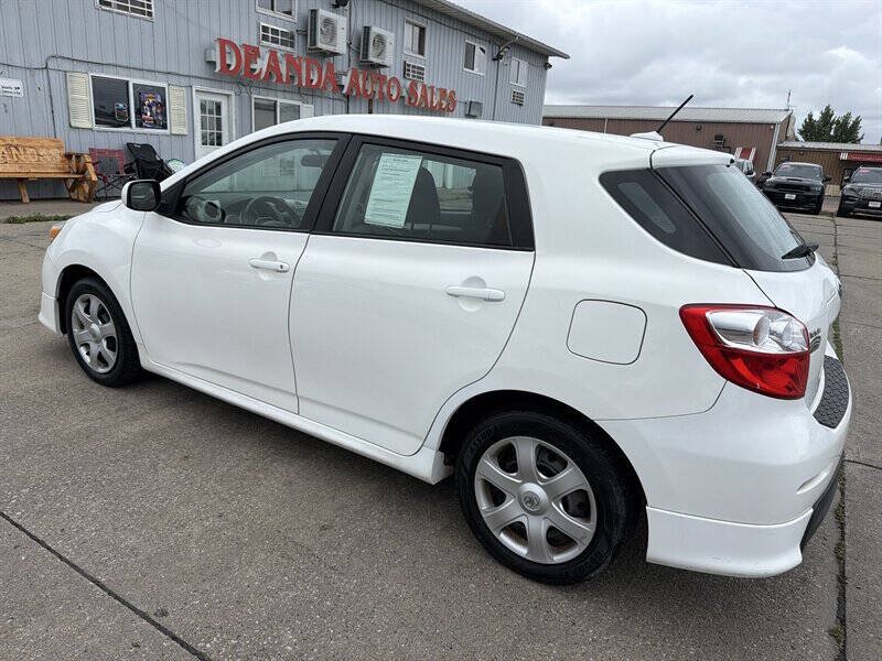 Used 2009 Toyota Matrix S FWD image 3