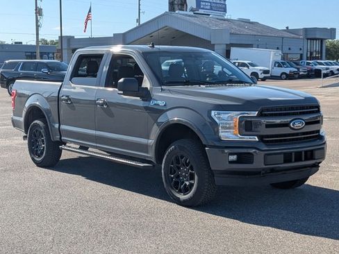 Used 2020 Ford F150 XLT w/ Equipment Group 302A Luxury image 3