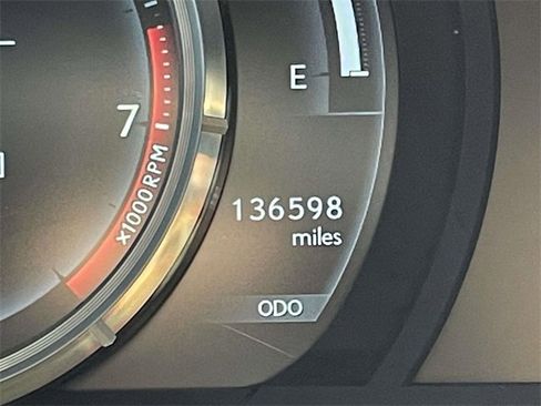 Used 2015 Lexus IS 350 image 18