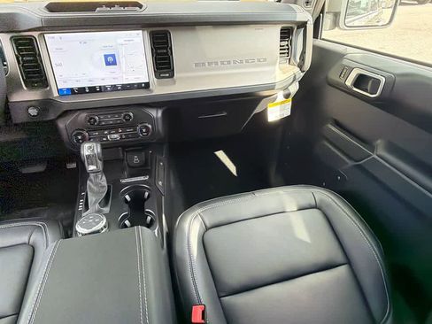 New 2026 Ford Bronco Outer Banks image 20