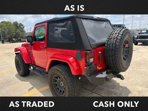 Used 2016 Jeep Wrangler Sport AWD/4WD image 4