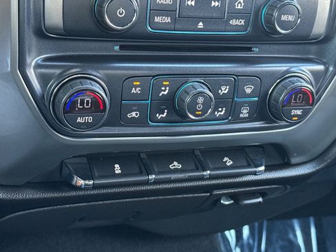 Used 2018 Chevrolet Silverado 1500 LT w/ All Star Edition AWD/4WD image 17
