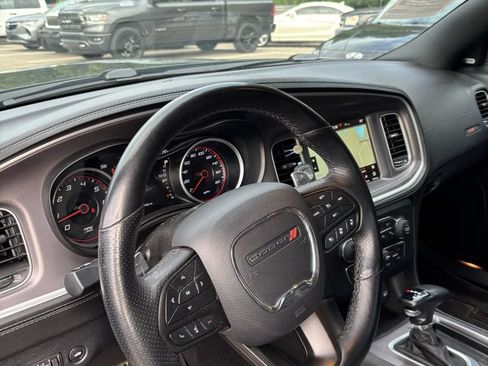 Used 2022 Dodge Charger Scat Pack RWD image 4