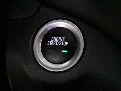 Used 2024 Chevrolet Equinox LT AWD/4WD image 31
