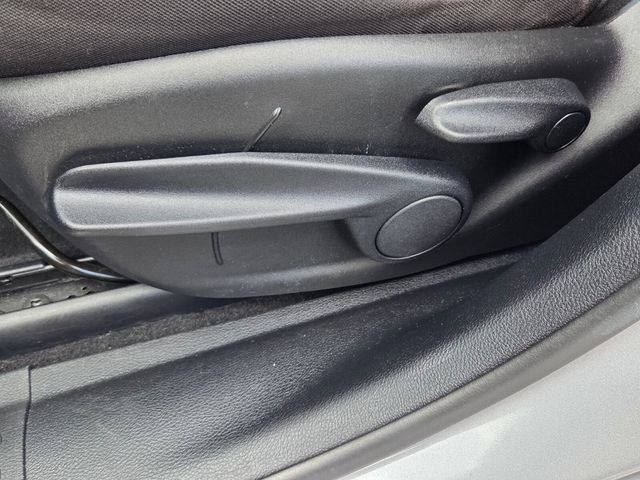 Used 2021 Jeep Cherokee Latitude FWD image 20