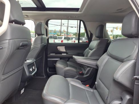 Certified 2025 Ford Expedition Max Active RWD image 15