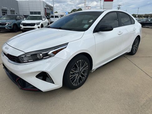 Certified 2024 Kia Forte GT-Line w/ GT-Line Premium Package FWD image 4