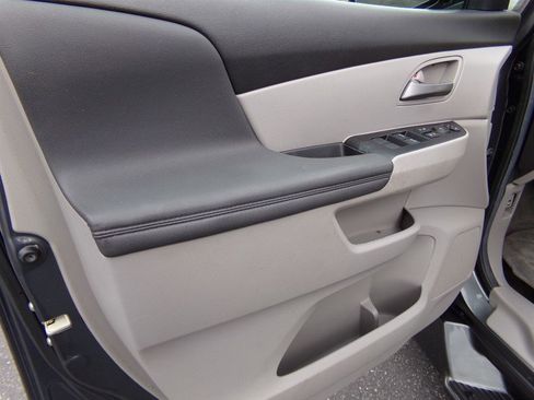 Used 2013 Honda Odyssey EX-L image 48