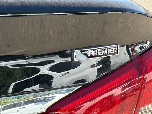 Used 2019 Chevrolet Impala Premier FWD image 19