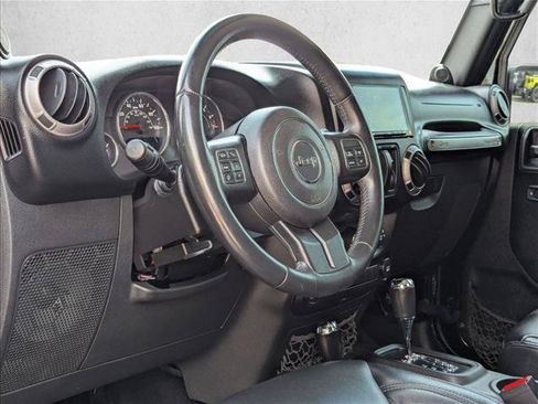 Used 2013 Jeep Wrangler Sport AWD/4WD image 10