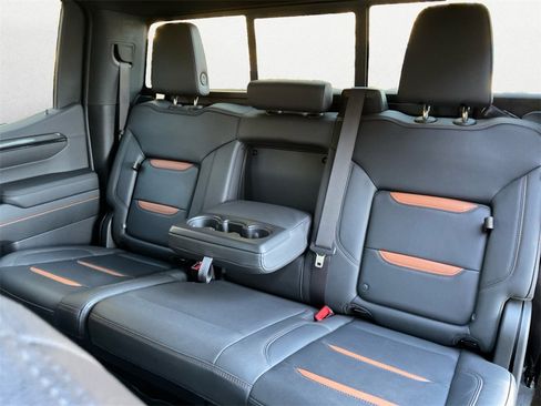 Used 2023 GMC Sierra 1500 AT4 w/ Technology Package image 9